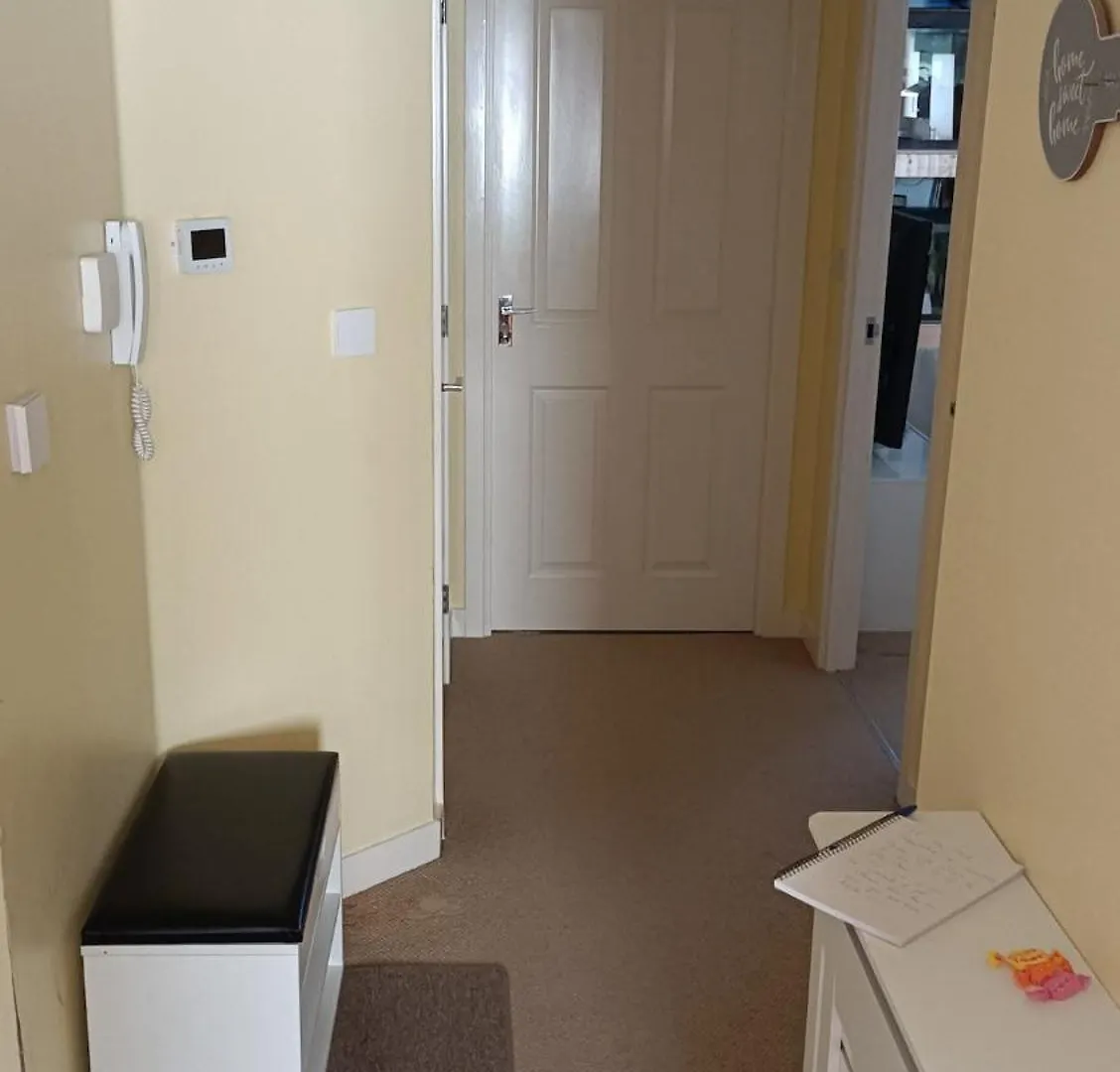 Spacious Cheltenham Flat With Free Allocated Parking United Kingdom