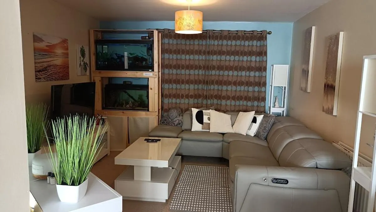 Apartment Spacious Cheltenham Flat With Free Allocated Parking United Kingdom
